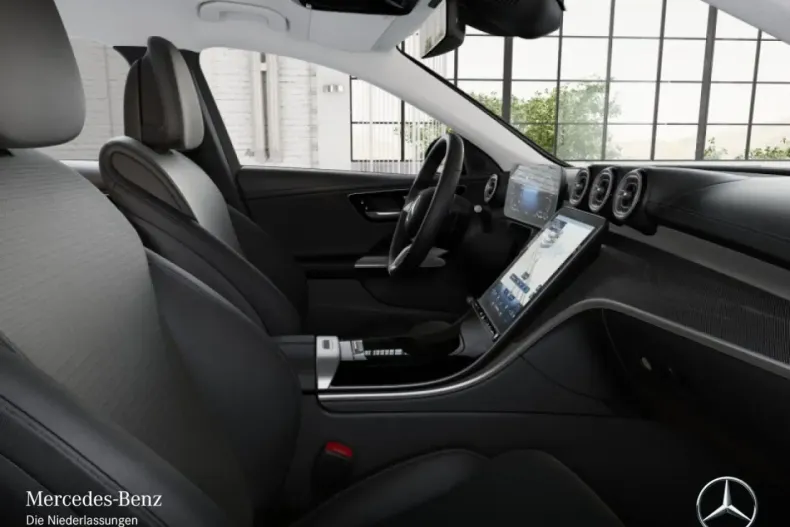 Mercedes-Benz C 300 din 2024 cu 9.144 km - oferta MER149970 - foto 9