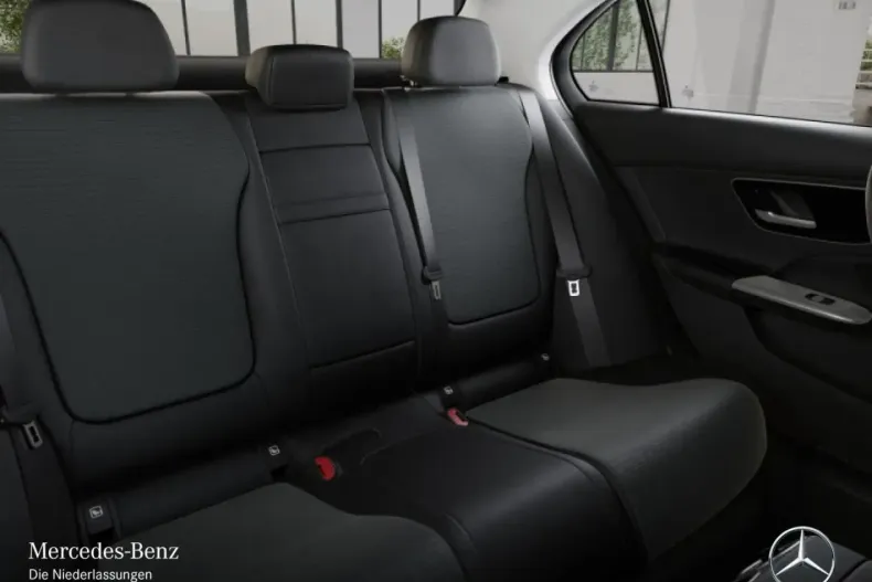 Mercedes-Benz C 300 din 2024 cu 9.144 km - oferta MER149970 - foto 10