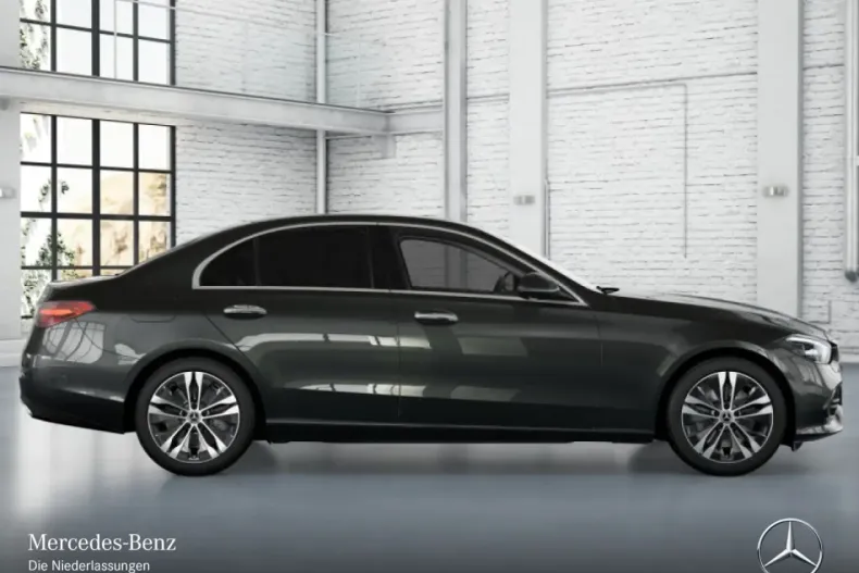 Mercedes-Benz C 300 din 2024 cu 9.144 km - oferta MER149970 - foto 16