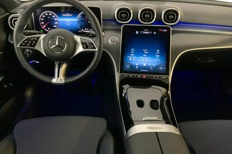 Mercedes-Benz C 300 din 2022 cu 3.659 km - oferta MER149971 - foto 8