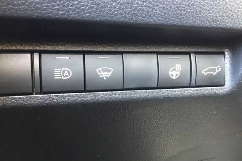 Toyota RAV4 din 2022 cu 46.005 km - oferta TOY149972 - foto 14