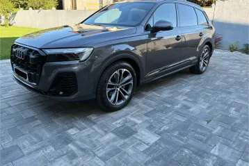 Audi Q7 din 2025 - oferta AUD149981