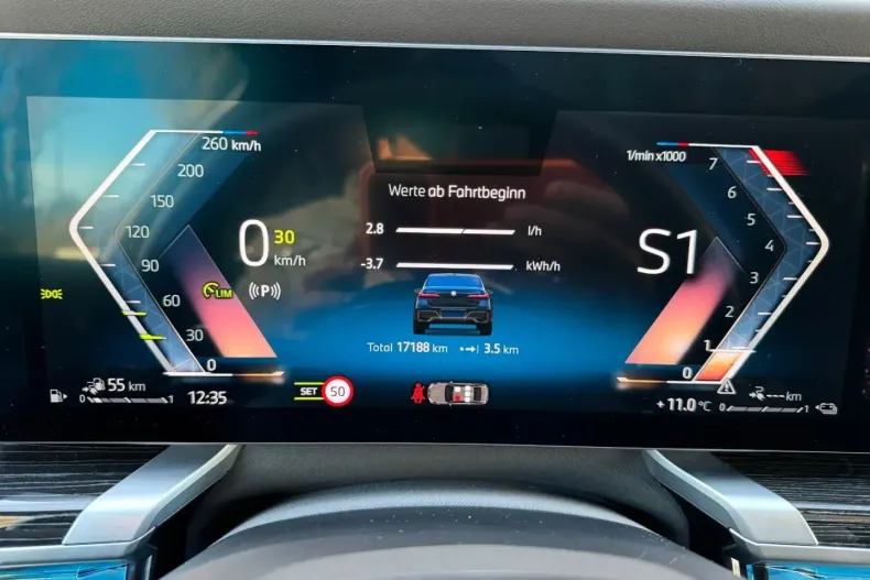 BMW 750 din 2023 cu 17.188 km - oferta BMW149984 - foto 30