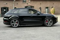 Porsche Cayenne din 2024 cu 47.100 km - oferta POR149989 - foto 24