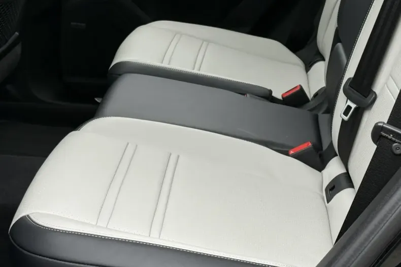 Porsche Cayenne din 2024 cu 47.100 km - oferta POR149989 - foto 25