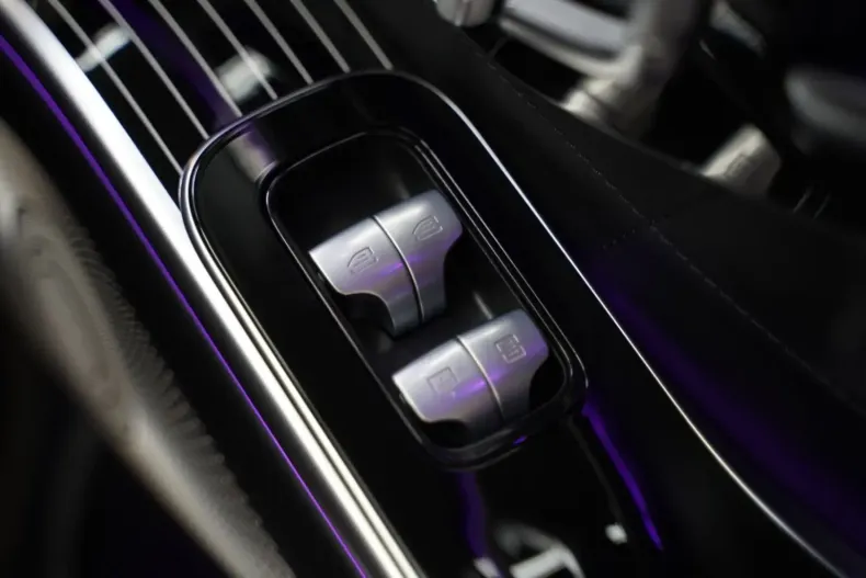 Mercedes-Benz S 580 din 2023 cu 59.900 km - oferta MER150007 - foto 39