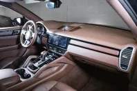 Porsche Cayenne din 2023 cu 23.100 km - oferta POR150010 - foto 18