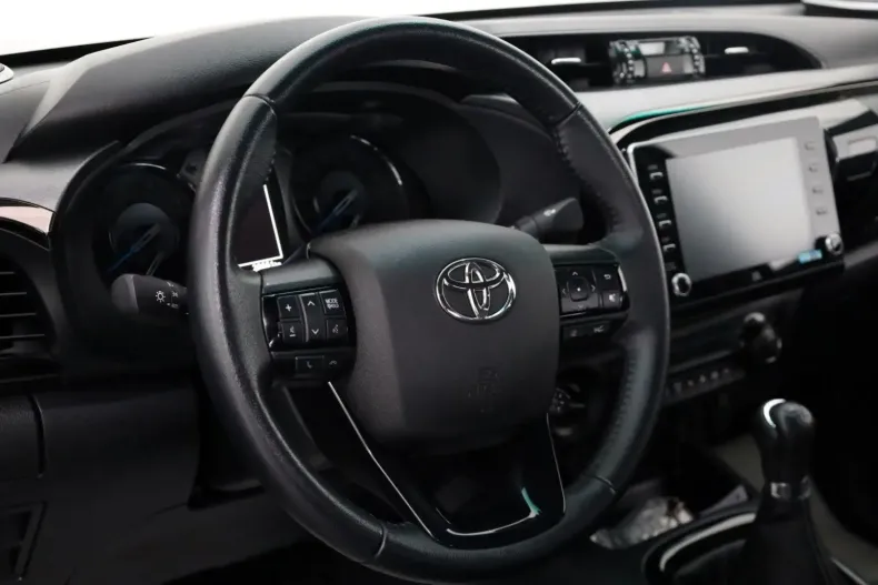 Toyota Hilux din 2023 cu 20.660 km - oferta TOY150012 - foto 10