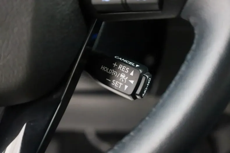 Toyota Hilux din 2023 cu 20.660 km - oferta TOY150012 - foto 19