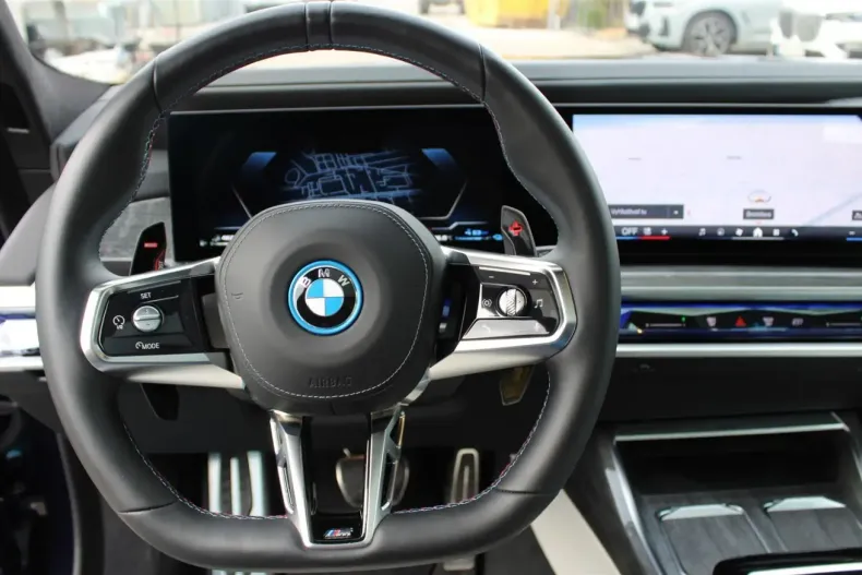 BMW M760 din 2025 cu 14.800 km - oferta BMW150014 - foto 20