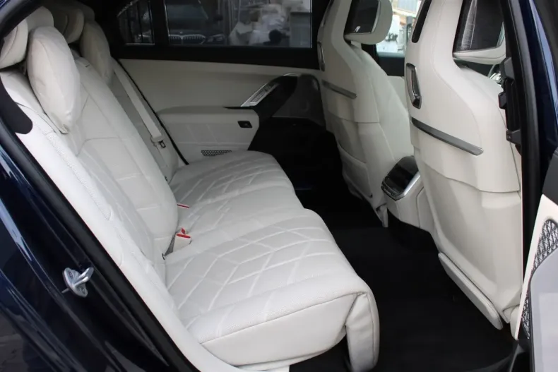 BMW M760 din 2025 cu 14.800 km - oferta BMW150014 - foto 22