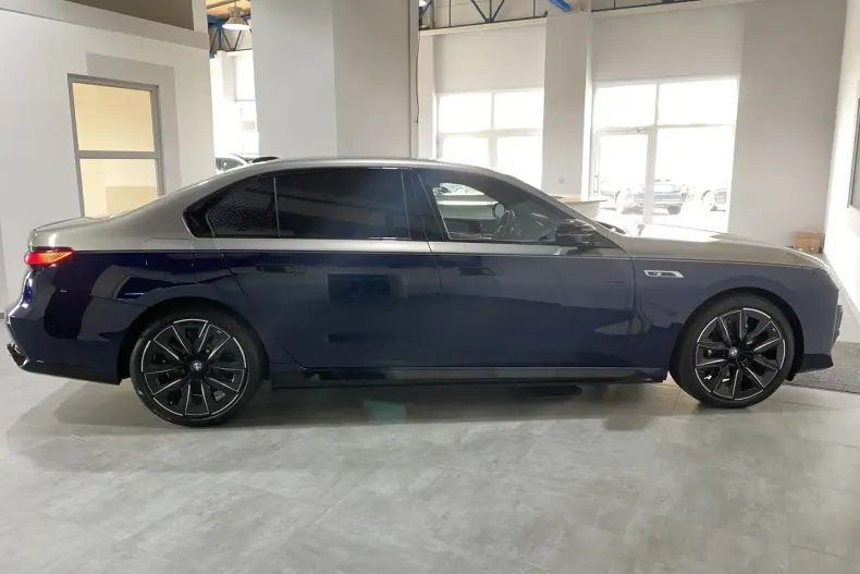 BMW M760 din 2024 cu 15.500 km - oferta BMW150015 - foto 4