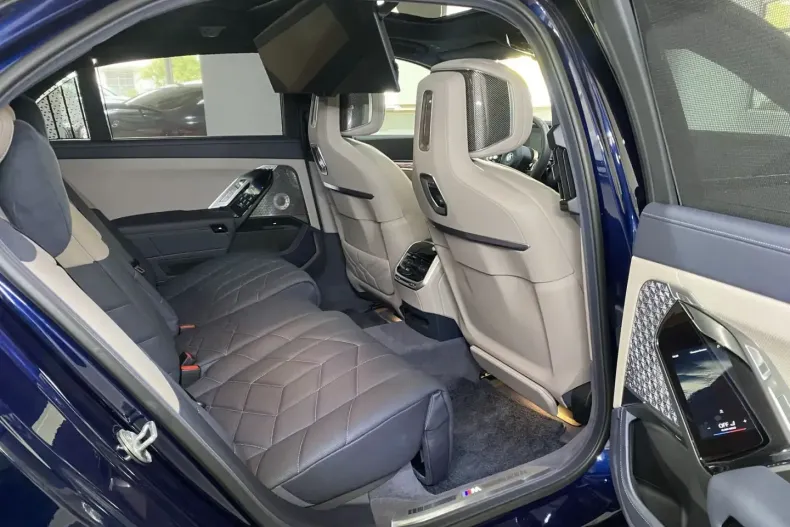 BMW M760 din 2024 cu 15.500 km - oferta BMW150015 - foto 15