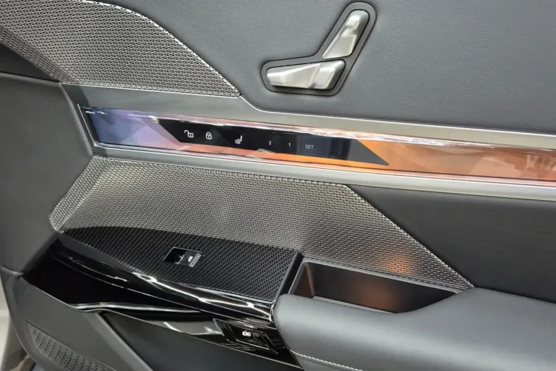 BMW M760 din 2023 cu 78.500 km - oferta BMW150016 - foto 22