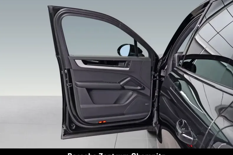 Porsche Cayenne din 2025 cu 10.000 km - oferta POR150017 - foto 11