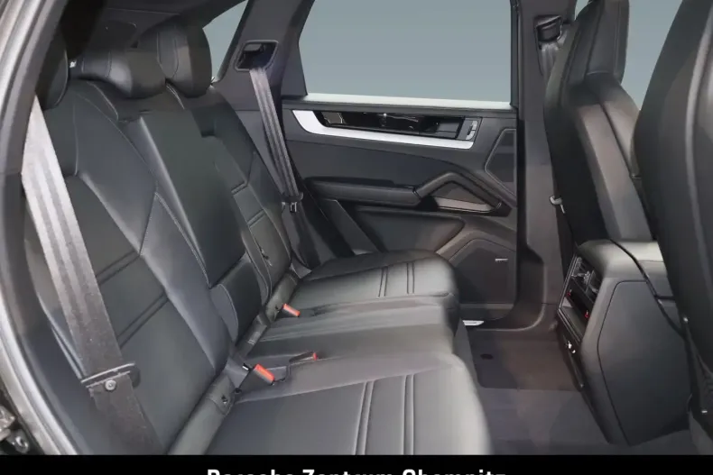 Porsche Cayenne din 2025 cu 10.000 km - oferta POR150017 - foto 32