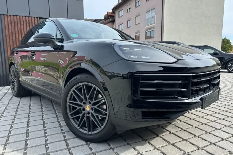 Porsche Cayenne din 2023 cu 44.390 km - oferta POR150029 - foto 3