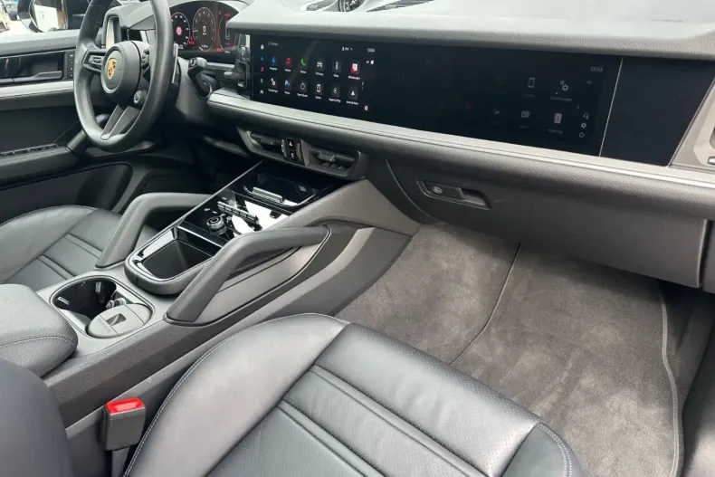 Porsche Cayenne din 2023 cu 44.390 km - oferta POR150029 - foto 14