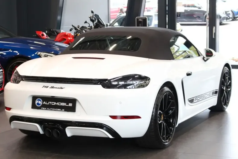 Porsche Boxster din 2024 cu 3.443 km - oferta POR150032 - foto 6