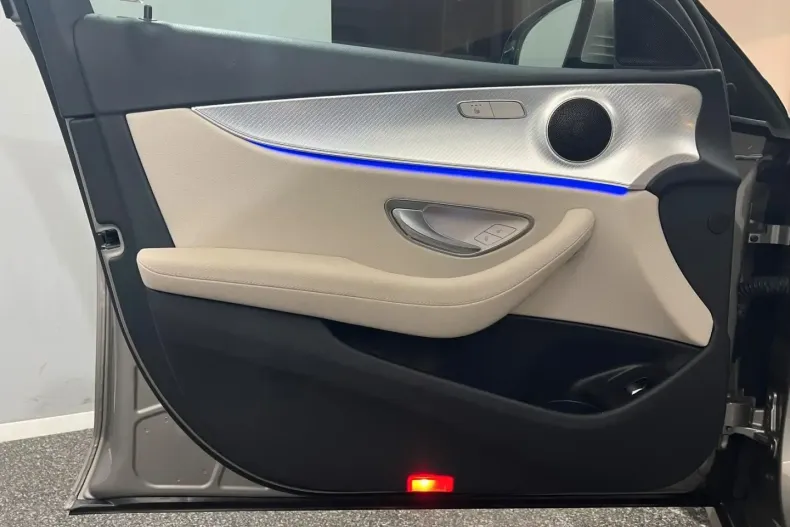 Mercedes-Benz E 200 din 2021 cu 90.000 km - oferta MER150038 - foto 8