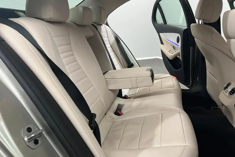 Mercedes-Benz E 200 din 2021 cu 90.000 km - oferta MER150038 - foto 16