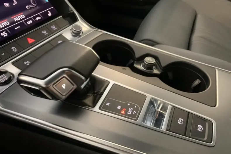 Audi A6 din 2022 cu 124.600 km - oferta AUD150046 - foto 4