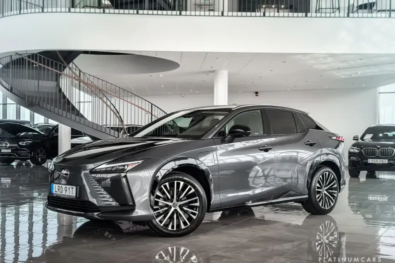 Lexus RZ din 2023 cu 19.000 km - oferta LEX150049 - foto 1