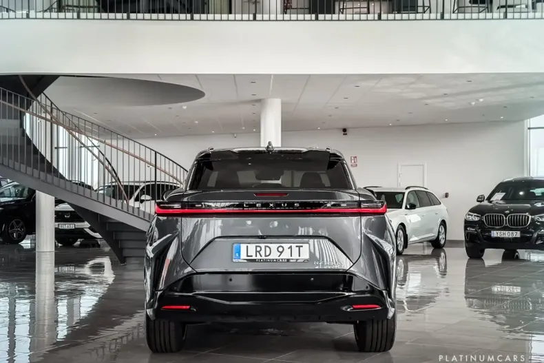 Lexus RZ din 2023 cu 19.000 km - oferta LEX150049 - foto 7