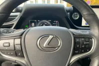 Lexus ES 300 din 2024 cu 17.171 km - oferta LEX150052 - foto 12