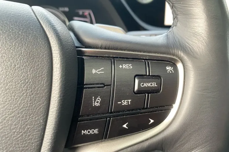 Lexus ES 300 din 2024 cu 17.171 km - oferta LEX150052 - foto 23