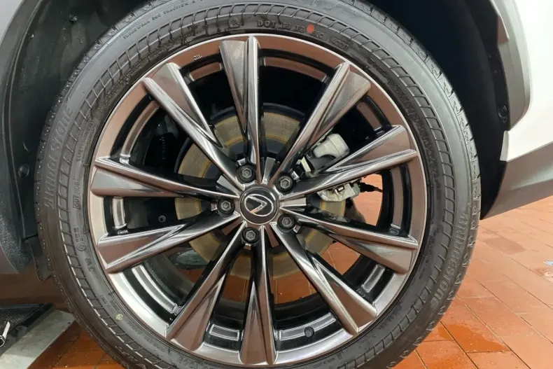 Lexus NX 450h din 2024 cu 25.164 km - oferta LEX150057 - foto 27