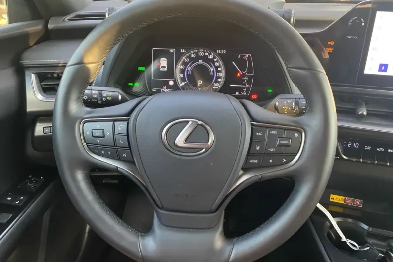 Lexus UX din 2024 cu 17.496 km - oferta LEX150060 - foto 11
