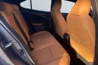 Lexus UX din 2024 cu 17.496 km - oferta LEX150060 - foto 17