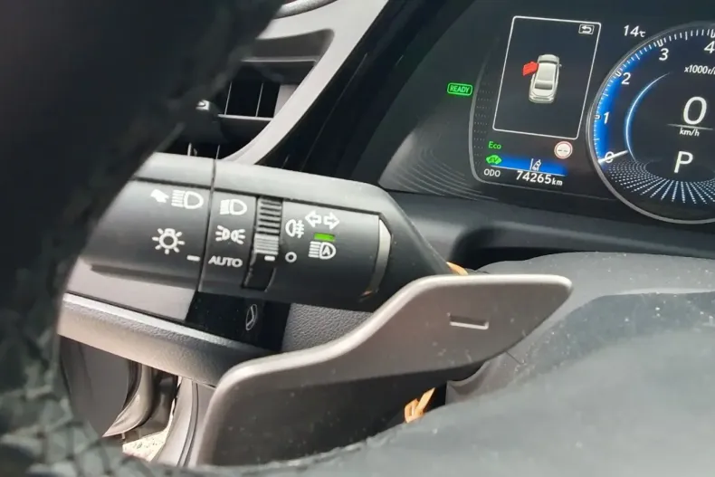 Lexus ES 300 din 2023 cu 74.280 km - oferta LEX150061 - foto 17