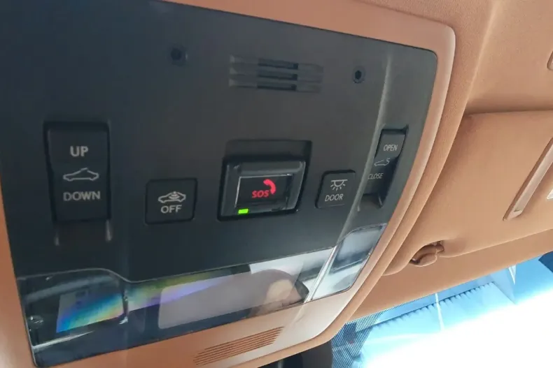 Lexus ES 300 din 2023 cu 74.280 km - oferta LEX150061 - foto 19