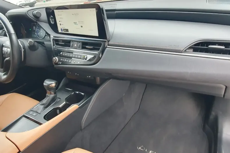 Lexus ES 300 din 2023 cu 74.280 km - oferta LEX150061 - foto 22