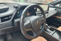 Lexus ES 300 din 2023 cu 74.280 km - oferta LEX150061 - foto 31