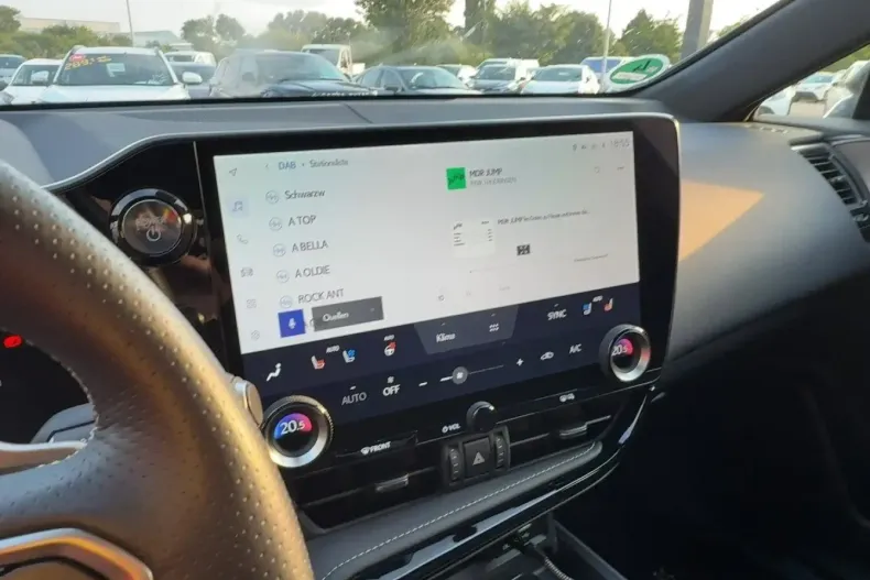 Lexus NX 450h din 2024 cu 17.000 km - oferta LEX150063 - foto 11