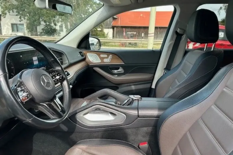 Mercedes-Benz GLE 400 din 2020 cu 67.000 km - oferta MER150069 - foto 4