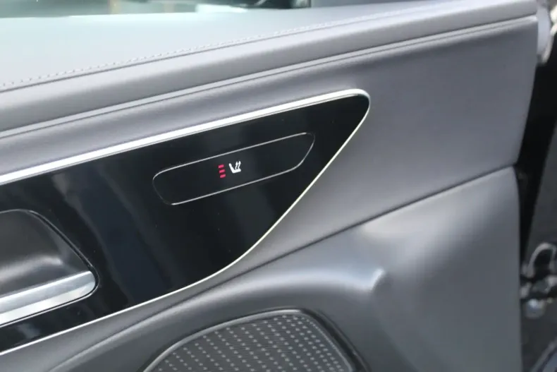 Mercedes-Benz E 200 din 2024 cu 33.018 km - oferta MER150073 - foto 11