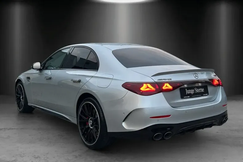 Mercedes-Benz E 53 AMG din 2024 cu 5.758 km - oferta MER150082 - foto 3