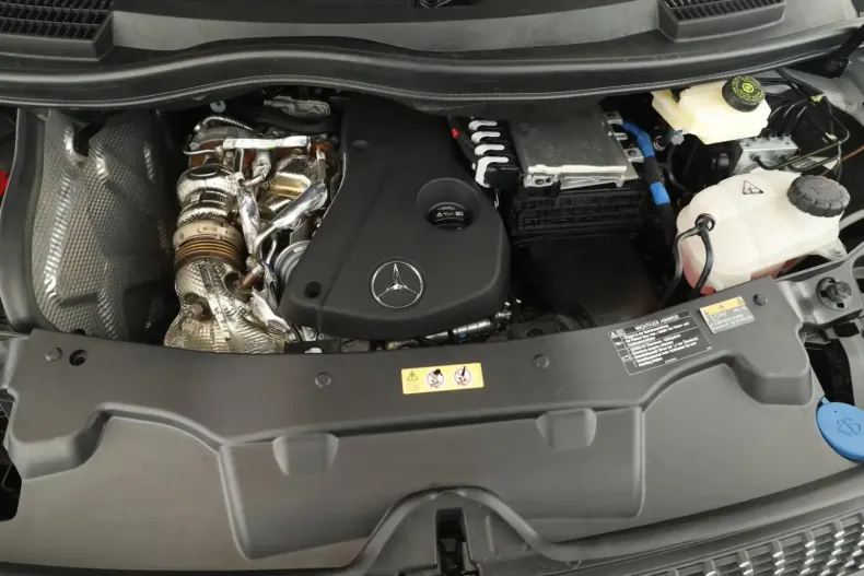 Mercedes-Benz V 300 din 2022 cu 16.300 km - oferta MER150090 - foto 7