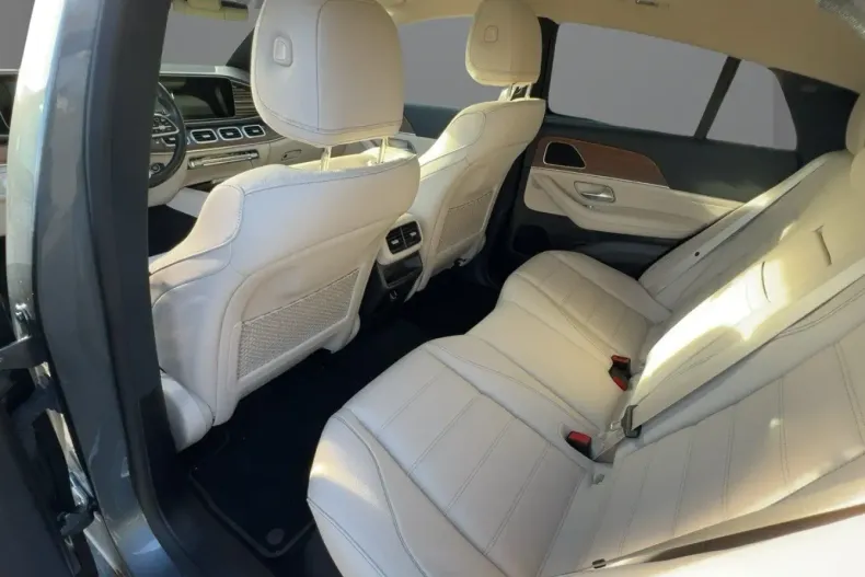 Mercedes-Benz GLE 350 din 2021 cu 43.300 km - oferta MER150092 - foto 7