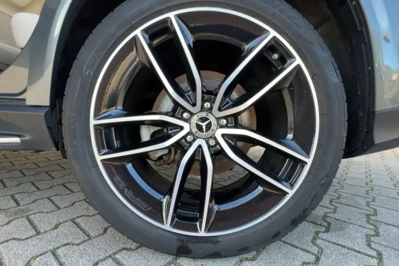 Mercedes-Benz GLE 350 din 2021 cu 43.300 km - oferta MER150092 - foto 11