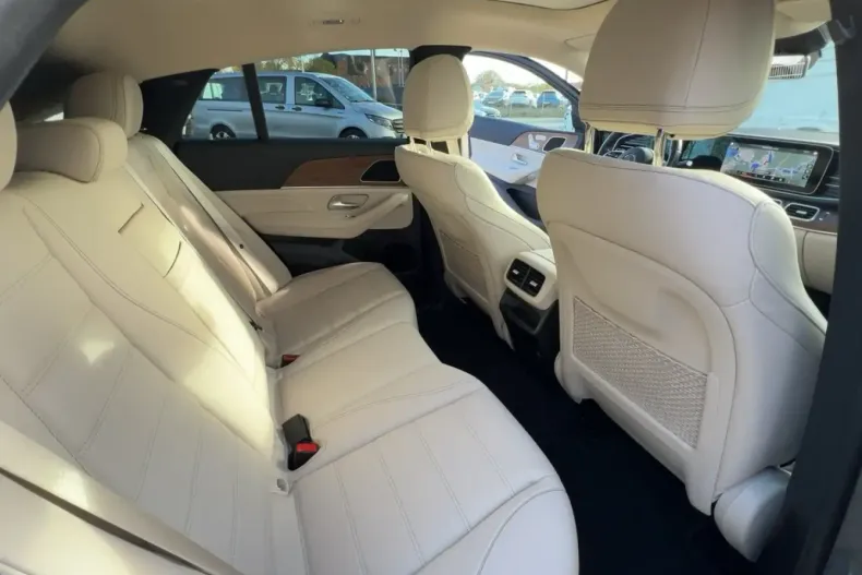 Mercedes-Benz GLE 350 din 2021 cu 43.300 km - oferta MER150092 - foto 16