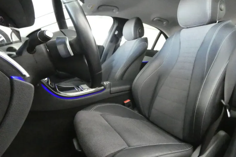 Mercedes-Benz E 220 din 2022 cu 38.500 km - oferta MER150093 - foto 8