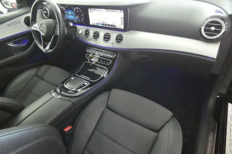 Mercedes-Benz E 220 din 2022 cu 38.500 km - oferta MER150093 - foto 9