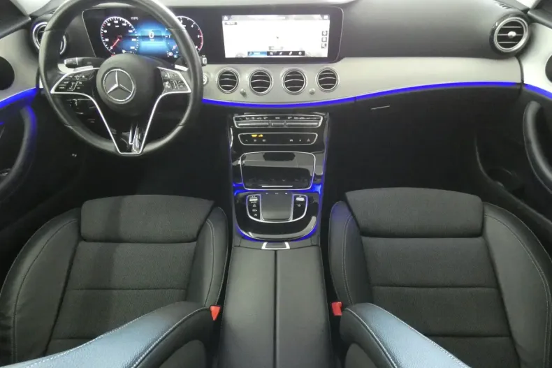 Mercedes-Benz E 220 din 2022 cu 38.500 km - oferta MER150093 - foto 11