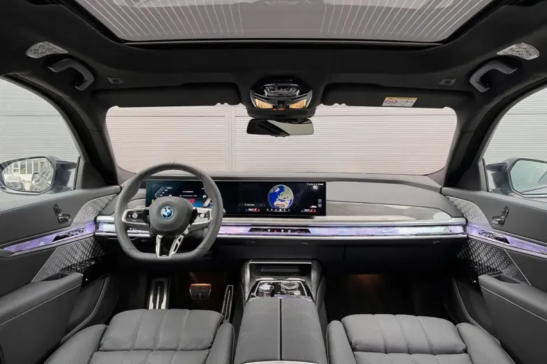 BMW i7 din 2024 cu 2.081 km - oferta BMW150106 - foto 16