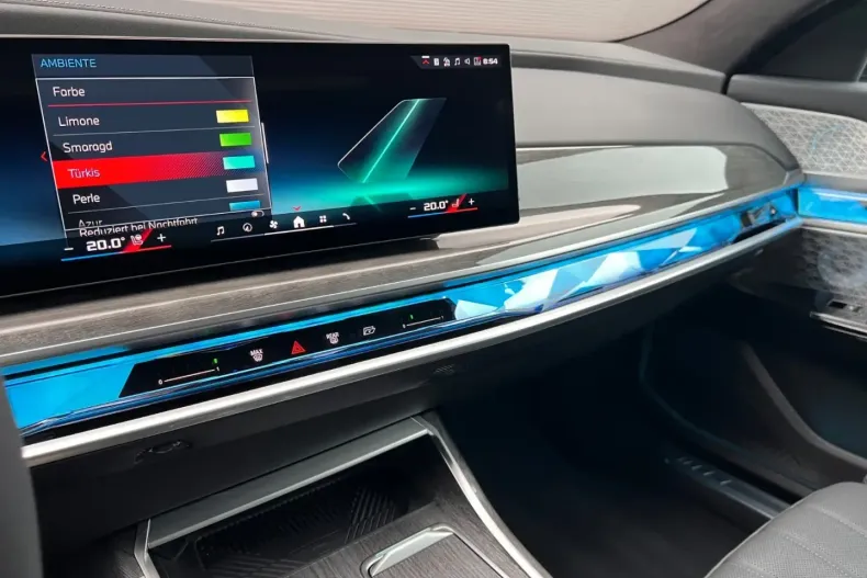 BMW i7 din 2024 cu 2.081 km - oferta BMW150106 - foto 21